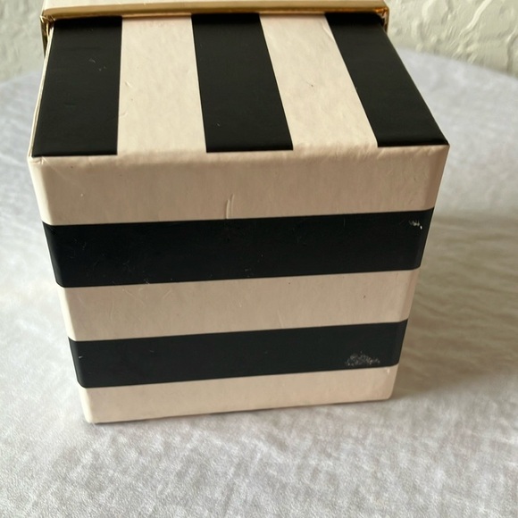 Kate Spade: Silver Tone “n” Pendant Locket Necklace - Picture 11 of 16